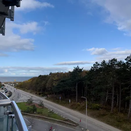 Apartment A4 1 Schon Eingerichtete Traum Ferienwohnung Mit Meerblick 2 Balkonen Fur Bis Zu 4 Personen *